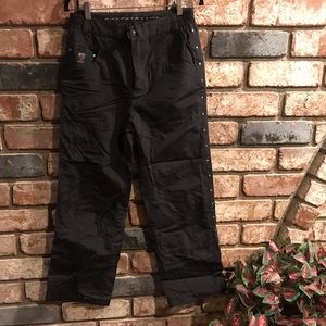 BETTY RIDES snow pants.